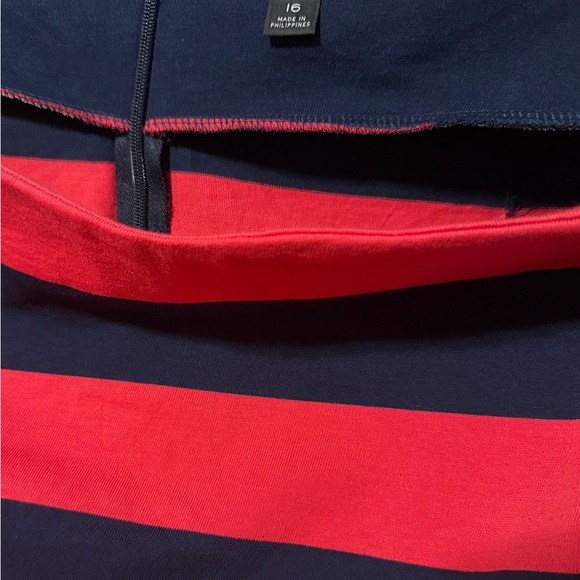 J. Crew Women’s Red and Navy pencil skirt size 16 - Picture 3 of 3